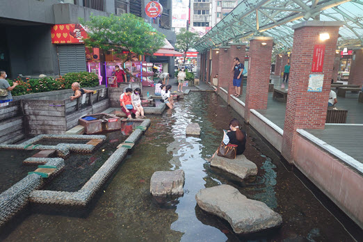 Jiaoxi Hotspring Park