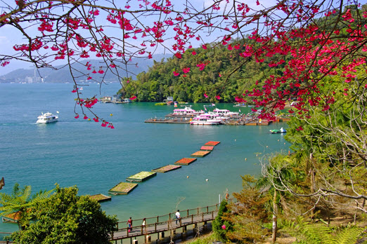 Taiwan Train Tours - 6D5N Best of West Coast Scenic Beauty